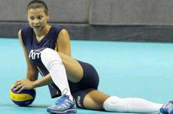 Huyền thoại bóng chuyền nữ Brazil từng vô địch Olympic đột ngột qua đời ở tuổi U50