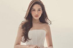 Hoa hậu Đỗ Thị Hà khoe chân dài thẳng tắp