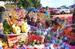 Mang Trung thu lên bản Huồi Mới