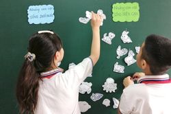 Dạy thêm, học thêm tràn lan: Nhiều tỉnh thành ban hành lệnh cấm