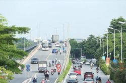 Điều chỉnh tổ chức giao thông khu vực nút giao Cổ Linh - Đàm Quang Trung
