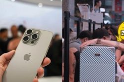 Nhiều người Việt xếp hàng thâu đêm chờ mua iPhone 15 ở Singapore