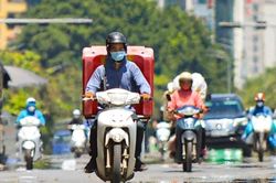 Miền Bắc nóng như mùa hè