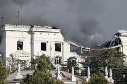 Tình hình Ukraine: Kiev tấn công trụ sở Hạm đội Biển Đen của Nga ở Crimea, xuất hiện máy bay Mỹ, Moscow bắn hạ 5 tên lửa
