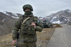 Xung đột Nagorny-Karabakh: Lực lượng người Armenia giao nộp vũ khí