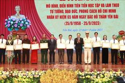 Yên Bái: Tuyên dương 65 tập thể, cá nhân điển hình học tập và làm theo Bác