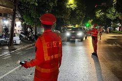 Phát hiện nhiều trường hợp vi phạm độ cồn mức 'khủng', sử dụng thẻ phóng viên giả