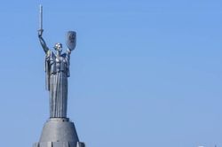 Nền kinh tế Ukraine tăng trưởng gần 20%