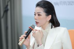 Ở tuổi U50, Lệ Quyên bất ngờ thông báo chuẩn bị debut nhóm nhạc?