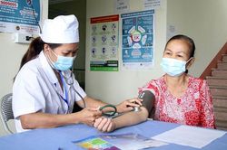 Sớm ban hành cơ chế cho chăm sóc sức khỏe ban đầu do ngân sách nhà nước chi trả