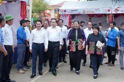 Phó Chủ tịch Thường trực Quốc hội Trần Thanh Mẫn dự Chương trình 'Phiên chợ 0 đồng' cho trẻ em vùng cao tại Yên Bái