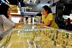 Giá vàng ngày 25/9: Trong nước, thế giới đồng loạt giảm sáng đầu tuần