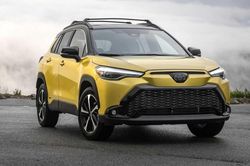 Khám phá Toyota Corolla Cross 2024 sắp ra mắt tại Thái Lan, sẽ sớm về Việt Nam?