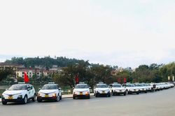 Taxi điện xuất hiện tại điểm du lịch Sapa