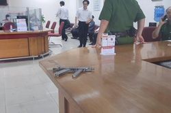 Truy bắt nghi phạm dùng súng tự chế cướp ngân hàng