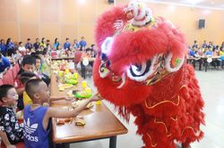 Đại học Thái Nguyên tổ chức đêm hội trăng rằm đầm ấm vui tươi
