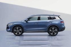 SUV công suất 197 mã lực, 'uống' xăng như ngửi, giá 420 triệu đồng
