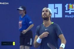 Karen Khachanov có trận chung kết đầu tiên trong năm 2023