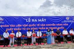Ra mắt đoàn tàu liên vận quốc tế từ ga Sóng Thần đi Trung Quốc