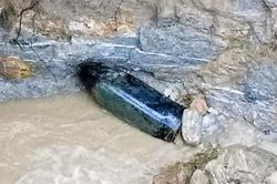 Quả bom hàng trăm kg lộ thiên sau trận mưa lớn ở Nghệ An