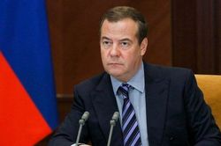 Ông Medvedev: NATO sẽ gây ra xung đột tồi tệ hơn Thế chiến II