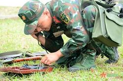 Sĩ quan pháo binh đua tài