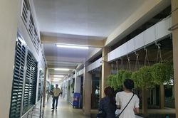 Phê bình giáo viên chủ nhiệm và hiệu trưởng Trường Tiểu học Hồng Hà (quận Bình Thạnh)