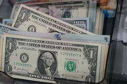 Lệnh trừng phạt Nga của phương Tây đang đe dọa vị thế đồng USD