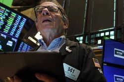 Thị trường chứng khoán thế giới ngày 28/9: S&P 500 giảm nhẹ khi lợi tức trái phiếu tăng