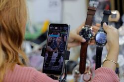 Indonesia cấm bán hàng trên TikTok