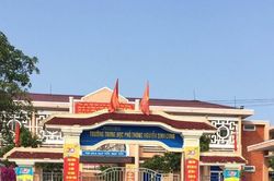 Hiệu trưởng bị kỷ luật trong vụ 'lộ đề thi vì thương cháu'