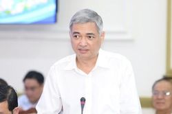 Đơn hàng xuất khẩu nhúc nhích, hoàn thuế, thủ tục đất đai vẫn đứng yên