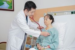 '5 phút vàng' hồi sinh bệnh nhân vỡ tim, 2 lần chết lâm sàng
