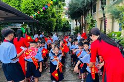 TP Hồ Chí Minh: Giáo viên không giao bài tập về nhà cho học sinh học 2 buổi/ngày