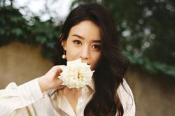 Triệu Lệ Dĩnh khẳng định vị thế dẫn đầu CBiz, đến Tiêu Chiến cũng không sánh kịp