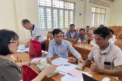 Mọi người dân đều hưởng thành quả phát triển