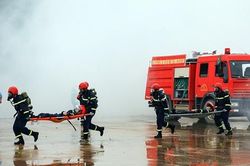Nâng cao kỹ năng chữa cháy và CNCH cho lực lượng cơ sở và người lao động