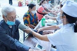 TP HCM mất khoảng 10 tháng để khám sức khỏe cho gần 1 triệu người cao tuổi