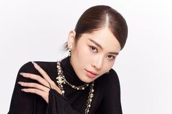 Chị gái Nam Em lộ dấu hiệu bất ổn trước đêm Chung kết Miss Universe Vietnam 2023