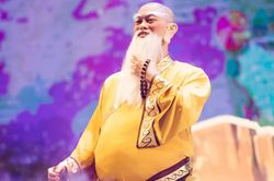 Phá vỡ định kiến
