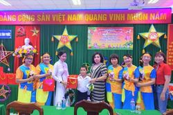 Phụ nữ phường Vĩnh Phước tổ chức Trung thu cho thiếu nhi khó khăn