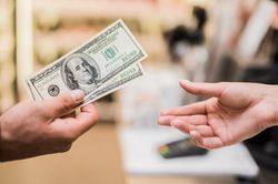 Tỷ trọng của đồng USD trong thanh toán toàn cầu đang tăng lên