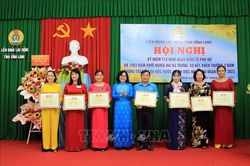 Phát huy vai trò của cán bộ nữ trong phát triển kinh tế - xã hội