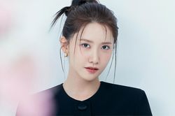 Bác sĩ thẩm mỹ 'bóc trần' nhan sắc nữ thần của YoonA
