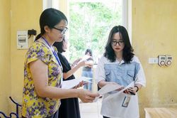 Thi tốt nghiệp THPT từ năm 2025: Tranh luận trái chiều về số lượng môn thi bắt buộc