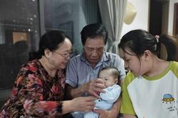 Chăm lo sức khỏe và tinh thần của người cao tuổi: Trách nhiệm của cả xã hội