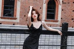 Triệu Lộ Tư diện váy ôm bó sát khoe đường cong nóng bỏng, kết quả bất ngờ của việc giảm cân