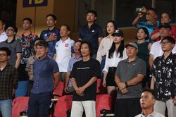 Chuyển nhượng V-League hôm nay 2/10: Cựu HLV U23 Việt Nam muốn nhận lương 'khủng', Thành Lương thử việc sao Việt kiều