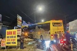 Khởi tố, bắt tạm giam tài xế xe khách giường nằm tông trực diện xe 16 chỗ làm 5 người tử vong
