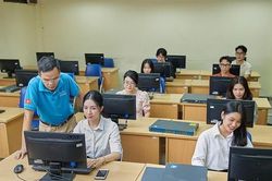 Thí điểm mô hình giáo dục đại học số